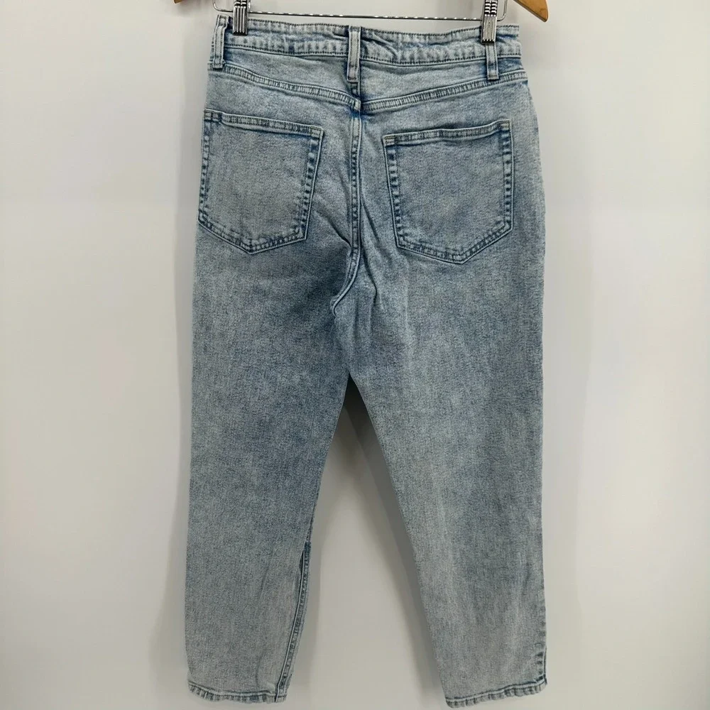 Wild Fable Mom Jeans Womens 8 Acid Blue Light Wash Denim Distressed Stretch